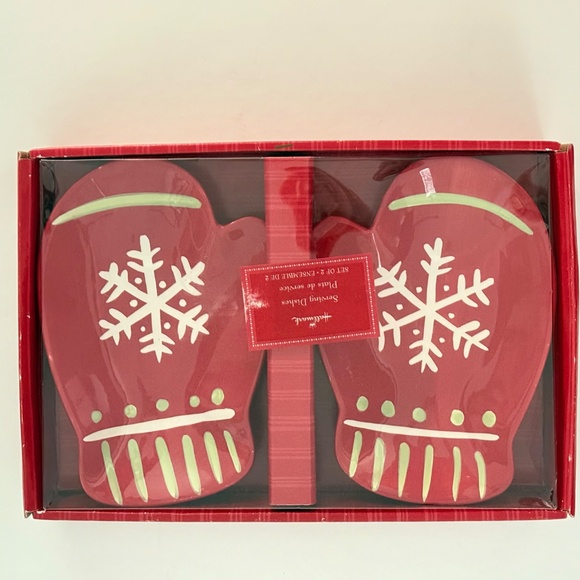 Hallmark Christmas Mitten Serving Dishes - Picture 3 of 4